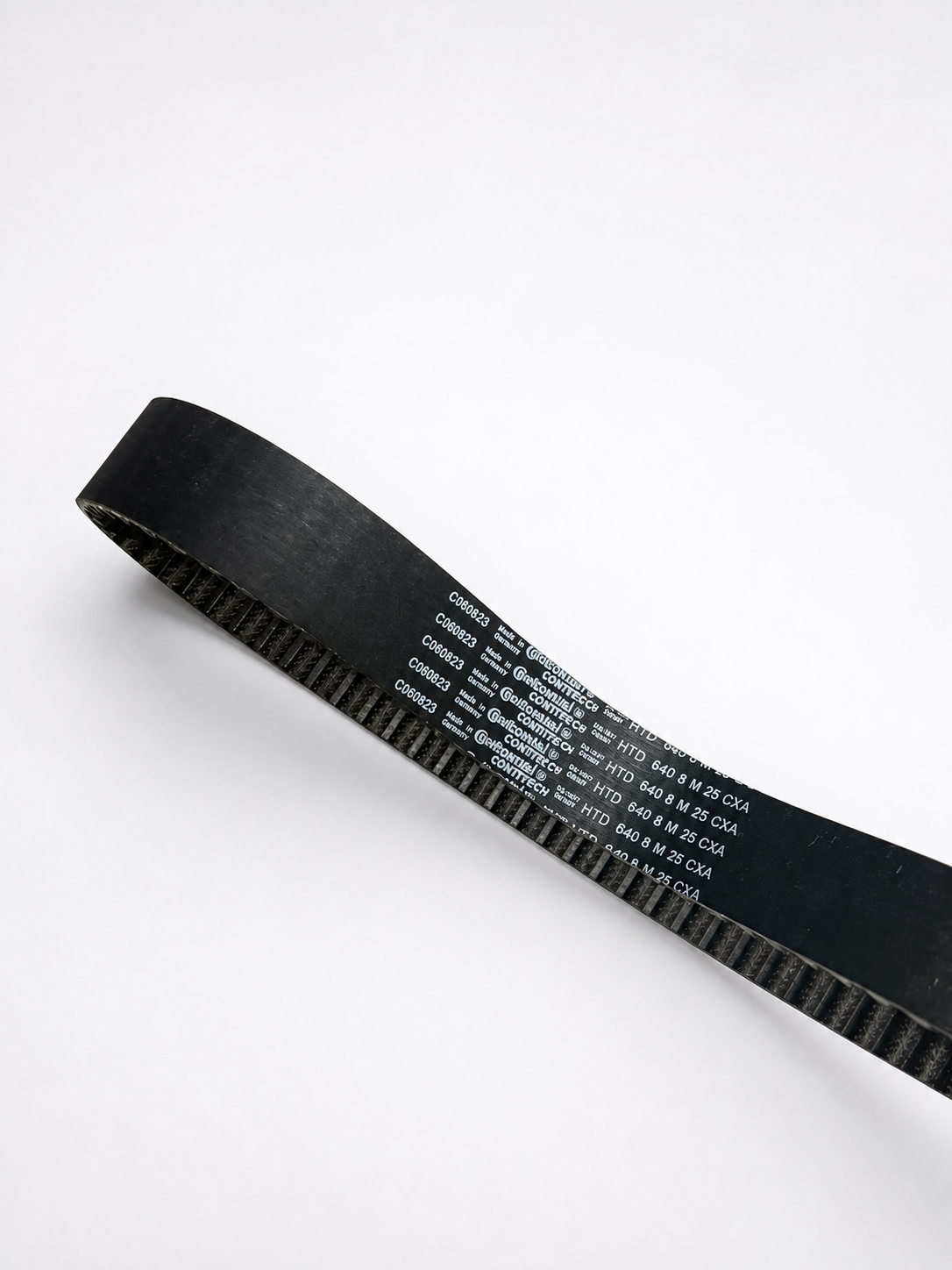 Surron Ultra Bee Antriebsriemen – Beschriftung und Materialdetail